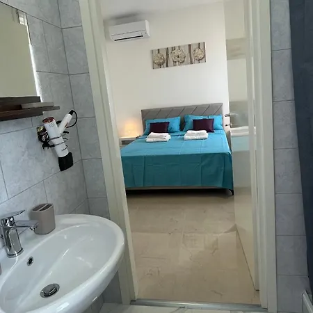 Miki Guest house 3*